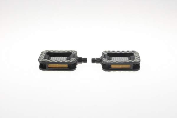 Pedal plastic non-slip foot pedal 38817 Motorroller.de